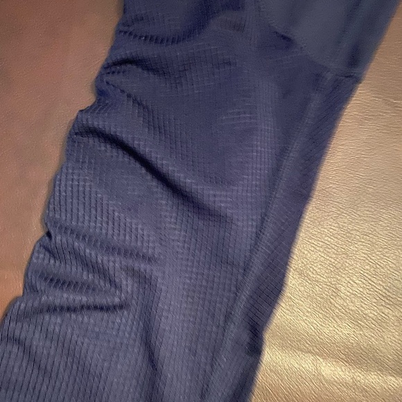 Fabletics leggings - Picture 4 of 10